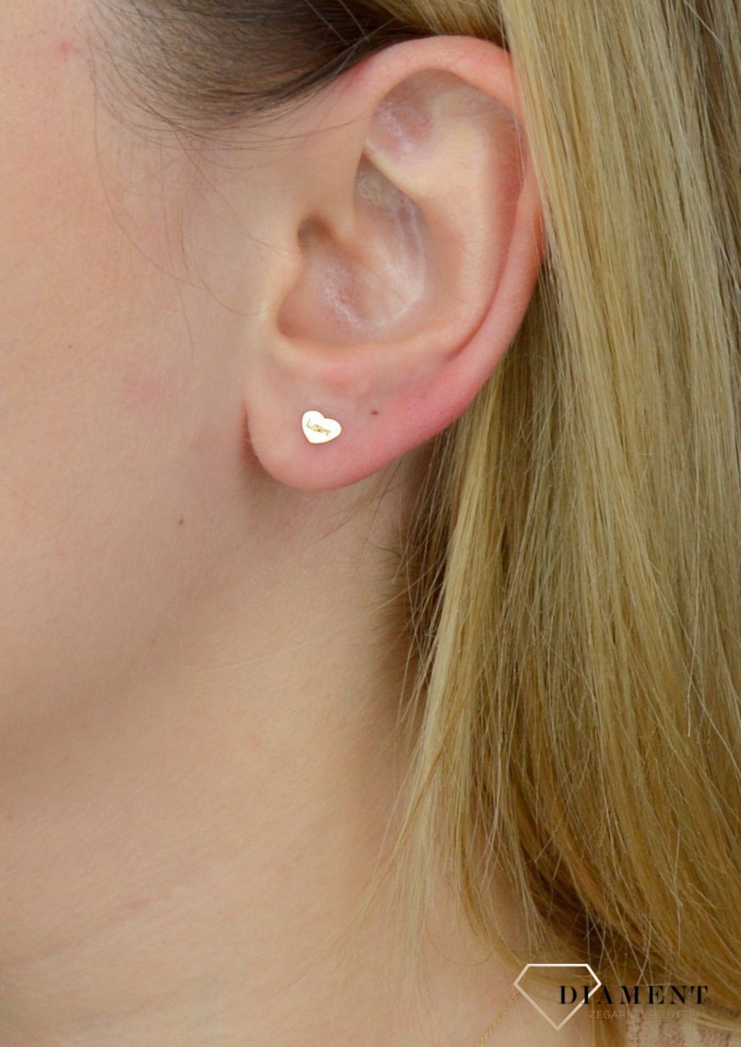 Złote kolczyki 585 blaszki serduszka z napisem 'Love' KL 6262 585.jpg